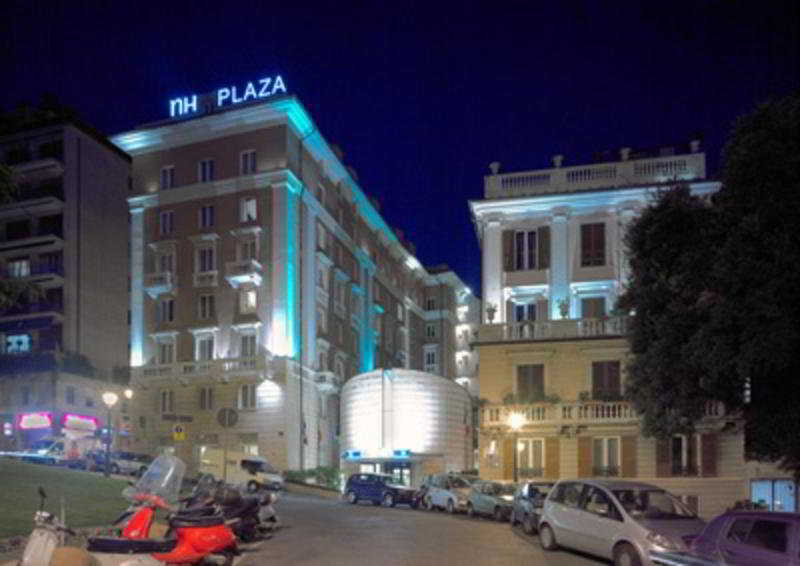 Hotel NH Genova Centro Esterno foto